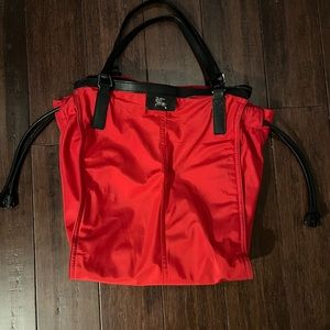 Burberry Buckleigh nylon tote- red
